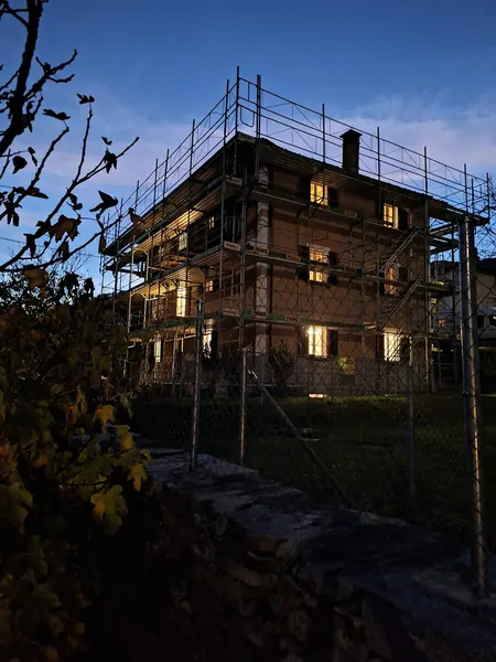Albergo Etrusco vor und während der Renovation, Bild 2 von 24