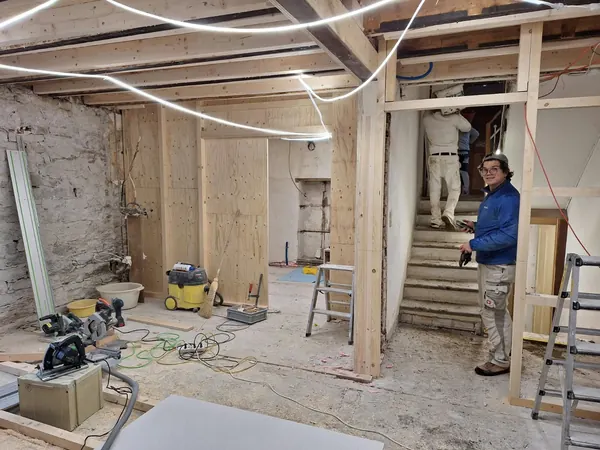 Albergo Etrusco vor und während der Renovation, Bild 6 von 24