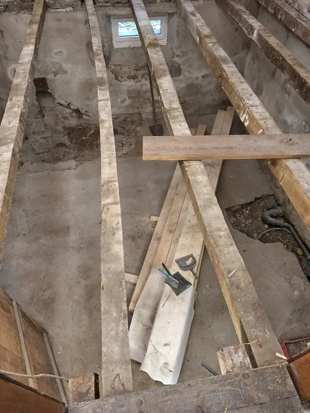 Albergo Etrusco vor und während der Renovation, Bild 19 von 24