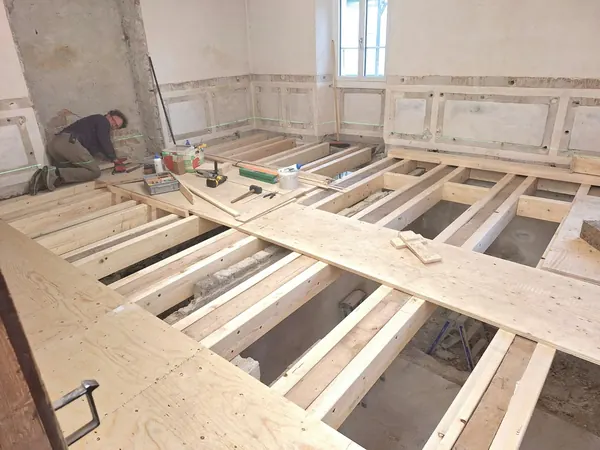 Albergo Etrusco vor und während der Renovation, Bild 21 von 24